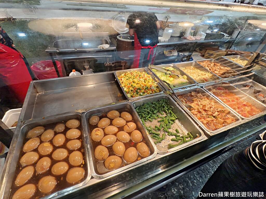 基隆美食,基隆便當,基隆雞肉飯,基隆土雞店,基隆後火車站美食,基隆排隊美食,山雞腿便當,基隆便當推薦,基隆小吃