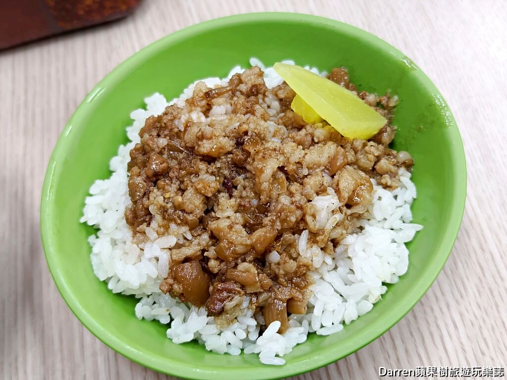 新莊美食,正統肉羹麵,新莊肉羹麵,新莊宵夜,新莊小吃,24小時美食,新莊銅板小吃,幸福站美食