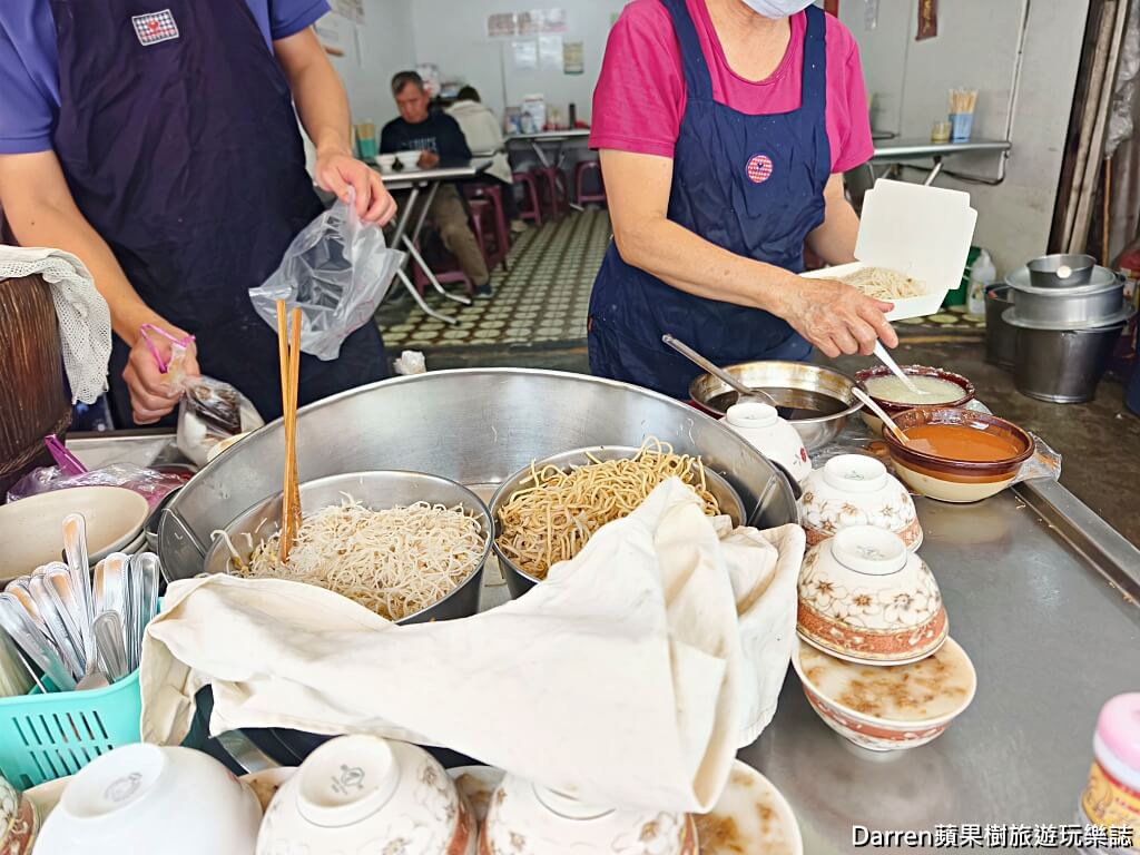 嘉義東市場美食,嘉義米糕碗粿,嘉義古早味,嘉義銅板美食,嘉義早餐推薦