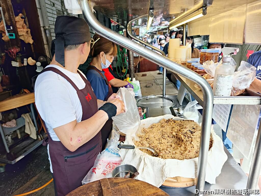阿潘功夫油飯,蘆洲美食,蘆洲油飯推薦,新北油飯推薦,新北美食,蘆洲小吃,蘆洲排隊美食,新北油飯節,古早味油飯,蘆洲外帶美食,蘆洲黃昏市場美食,蘆洲必吃,功夫油飯,新北職人油飯,蘆洲隱藏版美食