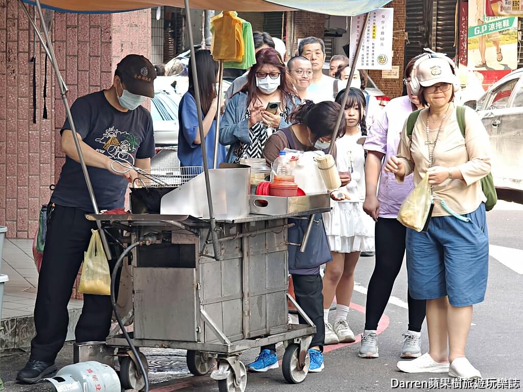 七堵無名臭豆腐,七堵臭豆腐,七堵美食,基隆臭豆腐推薦,基隆七堵美食,七堵下午茶推薦,七堵排隊美食,七堵在地美食,七堵小吃推薦,基隆小吃,七堵必吃,基隆臭豆腐,南興路美食,七堵老店,七堵銅板美食