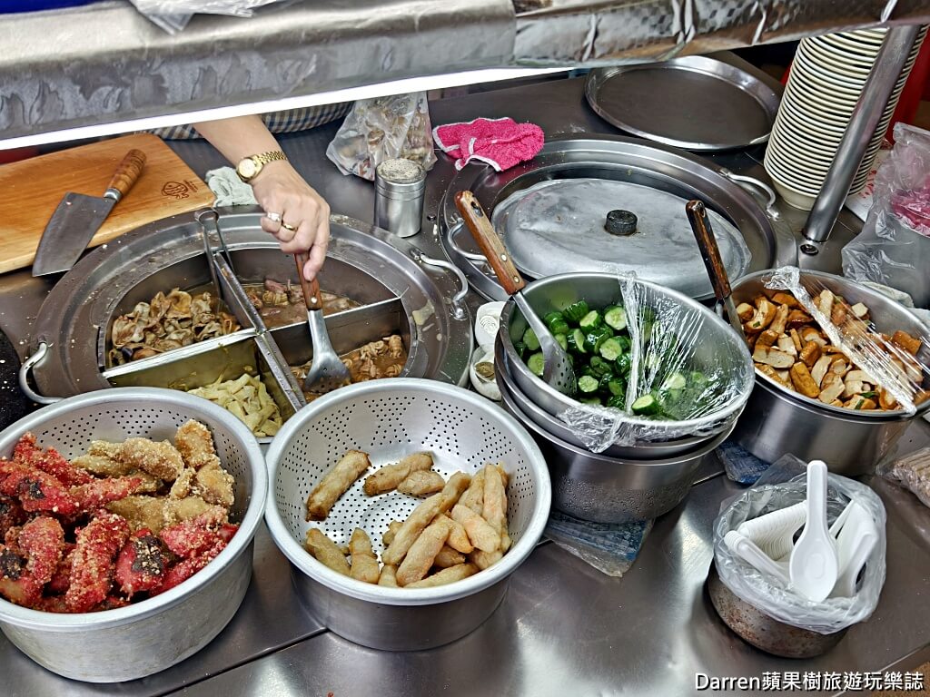汐止車頭鹹粥,汐止美食,汐止鹹粥,汐止宵夜,汐止早餐,汐止小吃,汐止火車站美食,汐止老店,汐止必吃,汐止銅板美食
