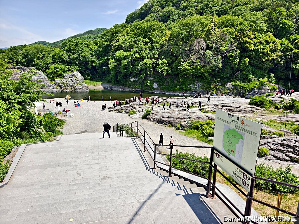 長瀞遊船,長瀞一日遊,埼玉景點,長瀞景點,東京近郊景點,荒川泛舟,長瀞岩疊,秩父旅遊,長瀞交通,長瀞商店街,長瀞天然刨冰,八幡家,長瀞美食,埼玉自由行,日本一日遊