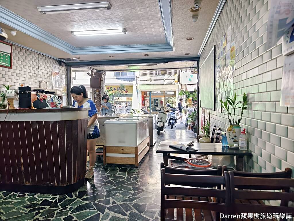 龍潭美食,松屋冰果店,龍潭冰店,龍元宮美食,龍潭雪冰,桃園冰品推薦,老字號冰果店,日治時期冰店,芋頭雪冰,酸梅冰,龍潭甜品,桃園必吃冰店