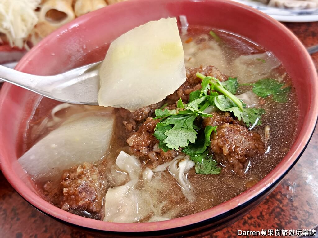 橋頭排骨麵,瑞芳美食,四腳亭美食,瑞芳排骨酥麵,四腳亭排骨酥麵,芋頭排骨酥麵,基隆排骨酥麵,新北排隊美食,瑞芳小吃,四腳亭小吃