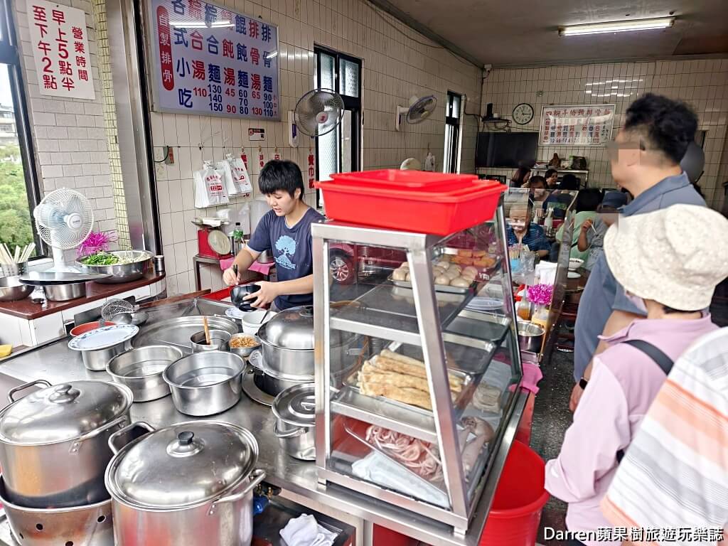 橋頭排骨麵,瑞芳美食,四腳亭美食,瑞芳排骨酥麵,四腳亭排骨酥麵,芋頭排骨酥麵,基隆排骨酥麵,新北排隊美食,瑞芳小吃,四腳亭小吃