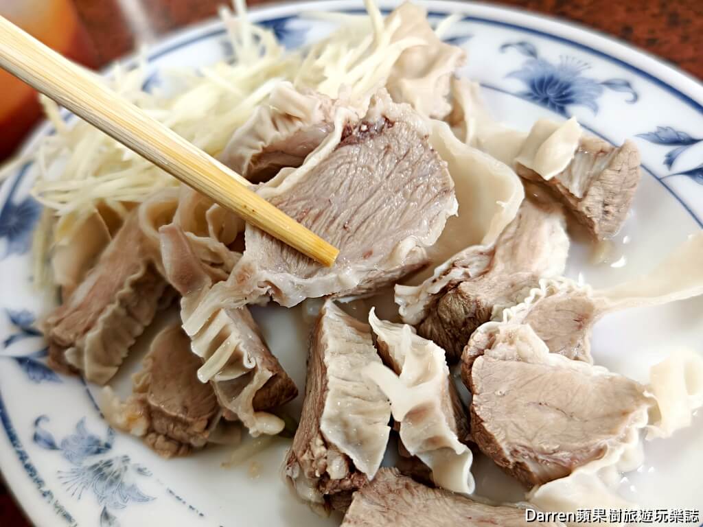 橋頭排骨麵,瑞芳美食,四腳亭美食,瑞芳排骨酥麵,四腳亭排骨酥麵,芋頭排骨酥麵,基隆排骨酥麵,新北排隊美食,瑞芳小吃,四腳亭小吃