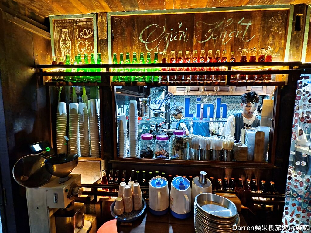 Cà phê Linh,胡志明市咖啡廳,胡志明市咖啡推薦,越南咖啡,越南鹽咖啡,越南椰子咖啡,第一郡咖啡,濱城市場美食,濱城市場咖啡廳,胡志明市美食,胡志明自由行,越南自由行