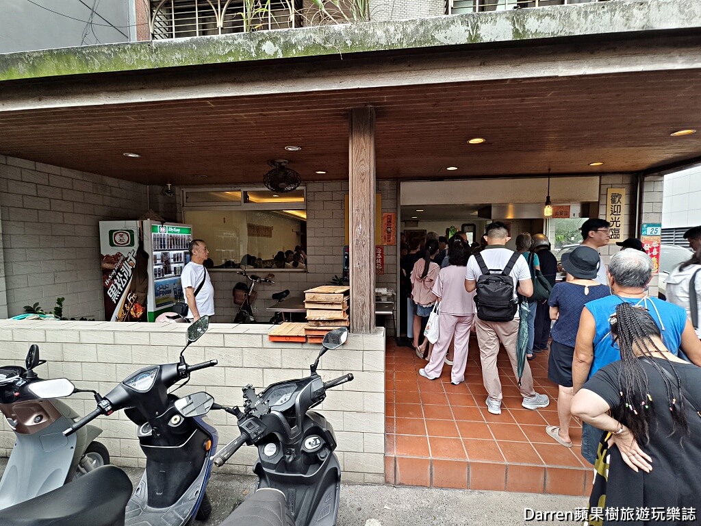 汐止街仔內米粉湯,汐止美食,汐止早餐,汐止中正市場美食,汐止米粉湯,汐止小吃,汐止紅燒肉,汐止炸物,汐止必吃,汐止老店