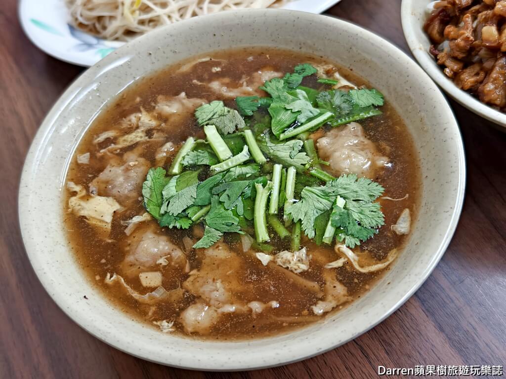 阿草赤肉羹,阿草赤肉羹菜單,阿草赤肉羹價格,阿草赤肉羹推薦,阿草赤肉羹肉羹湯,民生社區美食,民生社區小吃,松山區美食推薦,松山區肉羹推薦,台北赤肉羹推薦,台北老字號小吃,台北手工肉羹,新東街美食,松山區滷肉飯推薦