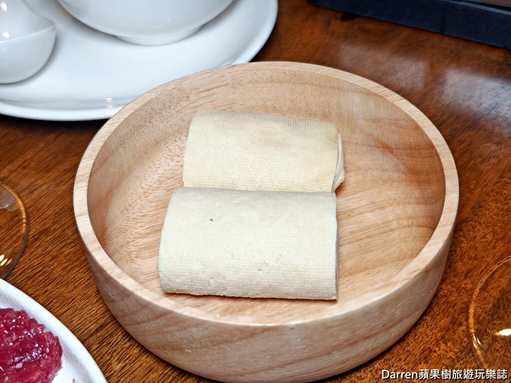 牛寓,牛寓菜單,牛寓訂位,牛寓火鍋,牛寓台北,牛寓松山,台北溫體牛,台北溫體牛火鍋,台北牛肉火鍋推薦,松山區美食,松山區火鍋,松山區宵夜,中山國中站美食,中山國中站火鍋,中山國中站聚餐,台北聚餐推薦,台北熱炒推薦,台北深夜美食,台北宵夜推薦