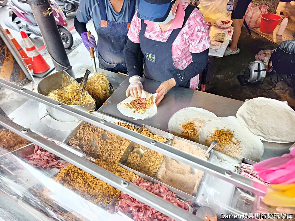 鶯歌美食,鶯歌潤餅,來來現做潤餅,來來潤餅,鶯歌市場美食,鶯歌小吃,鶯歌早餐,鶯歌排隊美食,新北潤餅推薦,古早味潤餅,週日限定美食