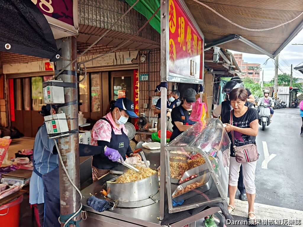 鶯歌美食,鶯歌潤餅,來來現做潤餅,來來潤餅,鶯歌市場美食,鶯歌小吃,鶯歌早餐,鶯歌排隊美食,新北潤餅推薦,古早味潤餅,週日限定美食