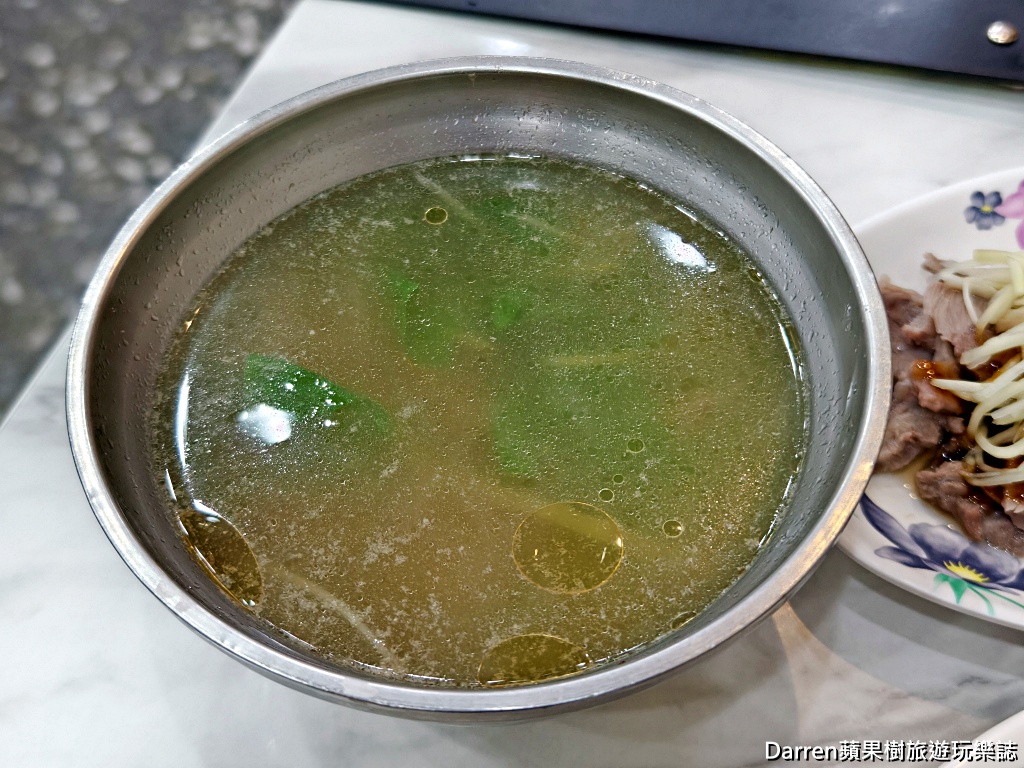三重美食,古早味小吃店,三重小吃,台北橋美食,台北橋捷運站美食,黑白切,三重黑白切,新北美食,三重午餐,三重晚餐