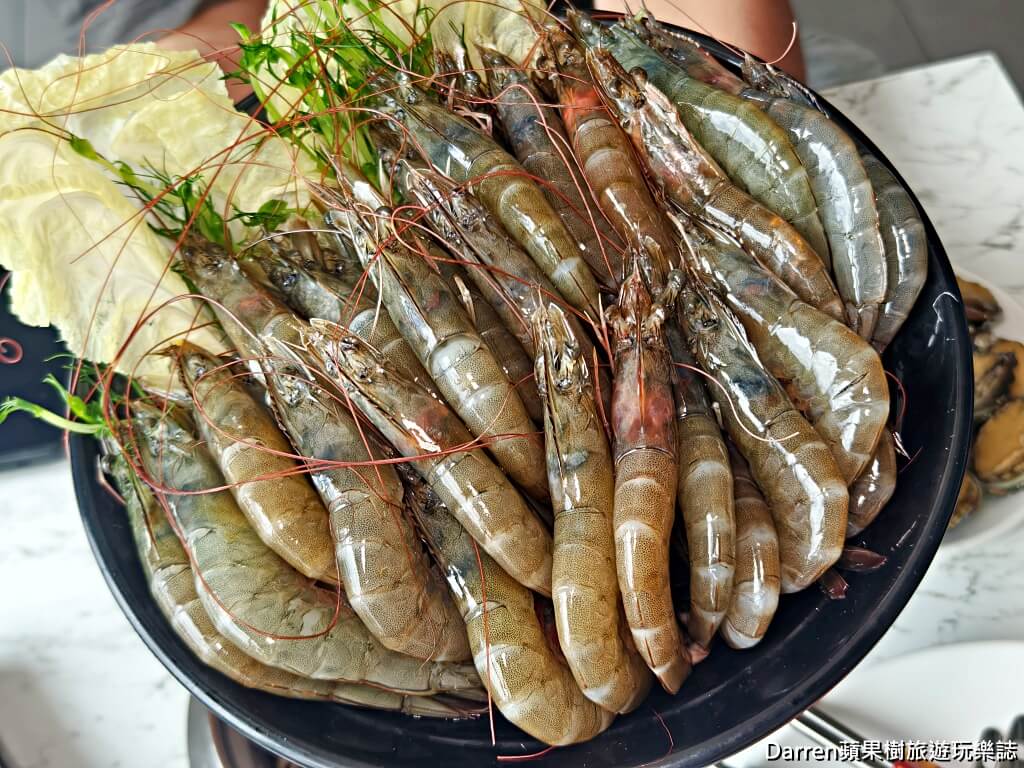 羽葉麻辣火鍋,羽葉麻辣火鍋三重都會館,三重火鍋吃到飽,三重吃到飽,三重美食,麻辣火鍋推薦,火鍋吃到飽推薦,自助吧吃到飽,三重聚餐推薦,火鍋自助吧
