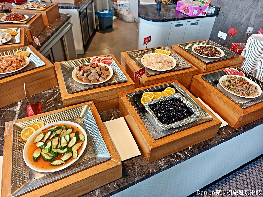 羽葉麻辣火鍋,羽葉麻辣火鍋三重都會館,三重火鍋吃到飽,三重吃到飽,三重美食,麻辣火鍋推薦,火鍋吃到飽推薦,自助吧吃到飽,三重聚餐推薦,火鍋自助吧