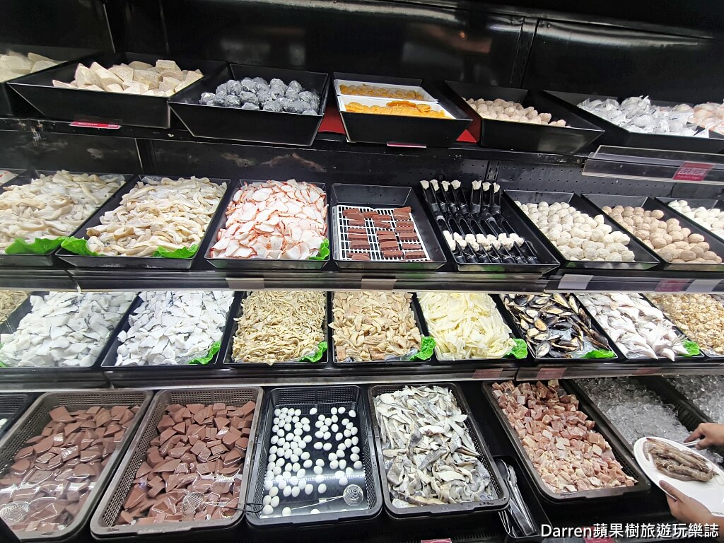 羽葉麻辣火鍋,羽葉麻辣火鍋三重都會館,三重火鍋吃到飽,三重吃到飽,三重美食,麻辣火鍋推薦,火鍋吃到飽推薦,自助吧吃到飽,三重聚餐推薦,火鍋自助吧