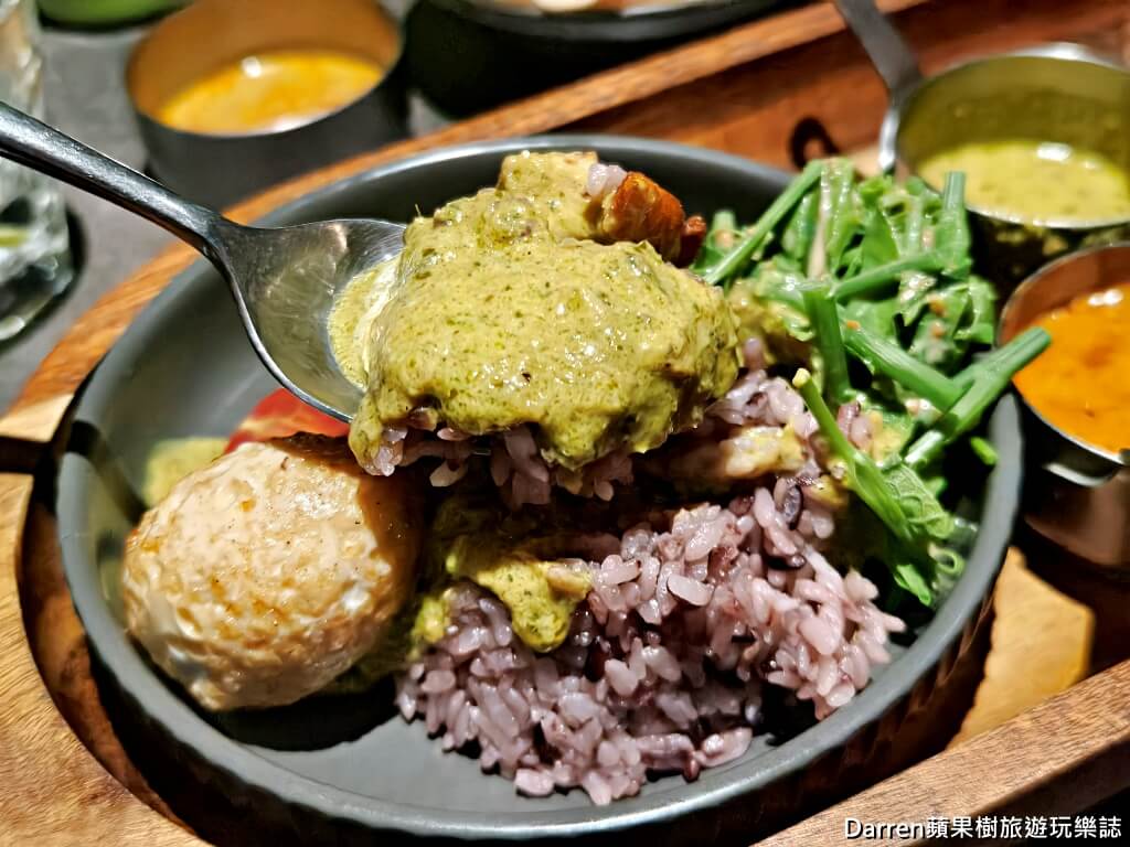 家咖哩花蓮將軍府店,家咖哩,花蓮美食,花蓮咖哩,花蓮將軍府,將軍府1936,花蓮餐廳,花蓮日式老屋,魚刺人雞蛋糕,花蓮必吃